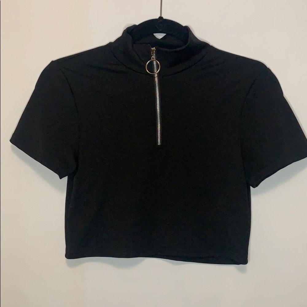 Crop top w/ Ring Half Zip